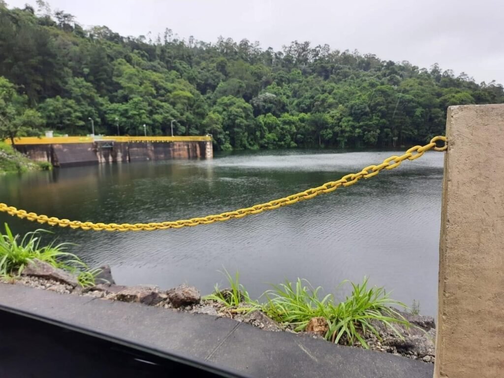 Nível da água da barragem da represa Paiva Castro em Mairiporã está no limite POP TV Nível da água da barragem da represa Paiva Castro em Mairiporã está no limite POP TV
