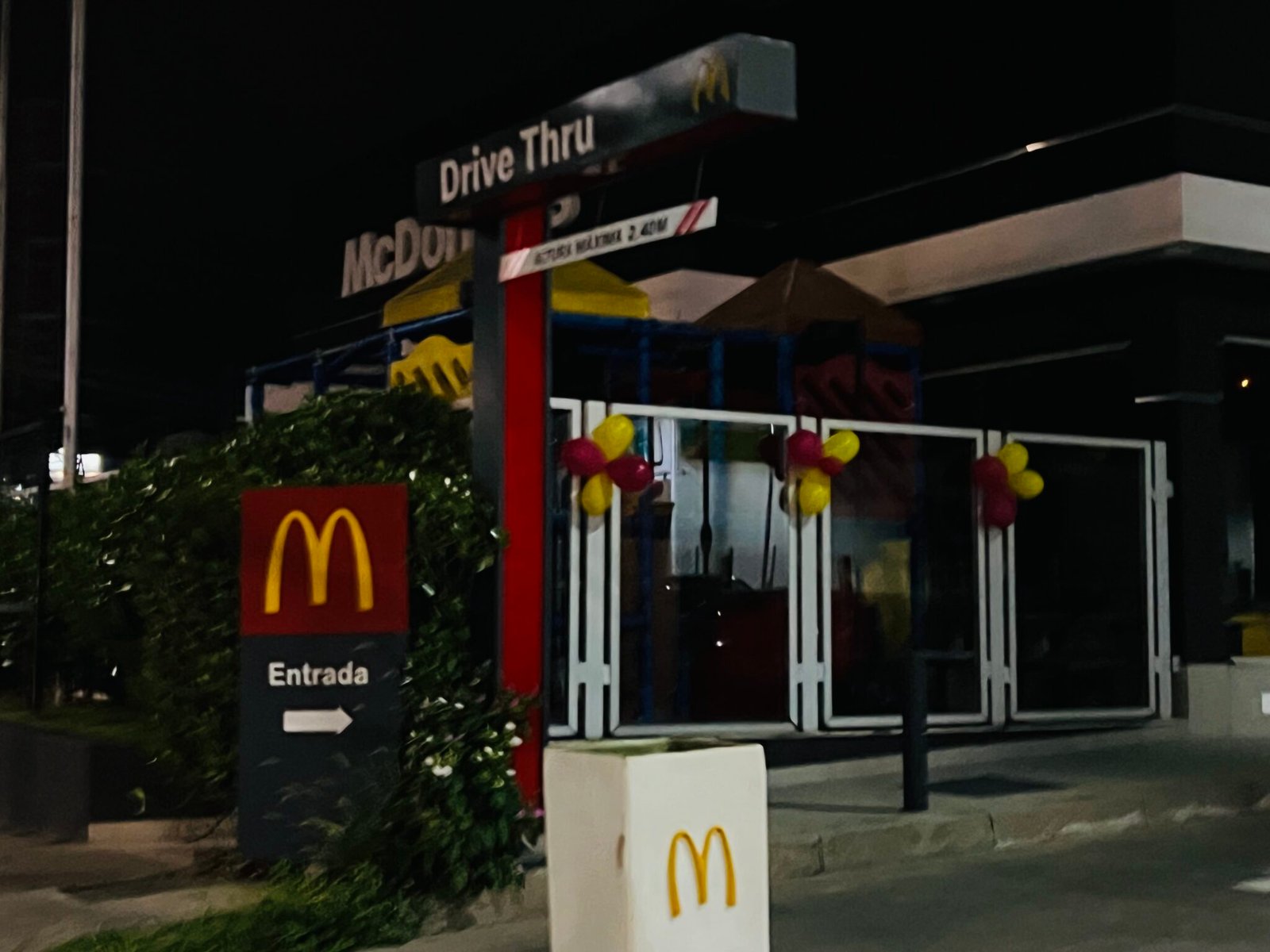 Apagão toma conta do McDonald’s de Várzea Paulista. – POP TV