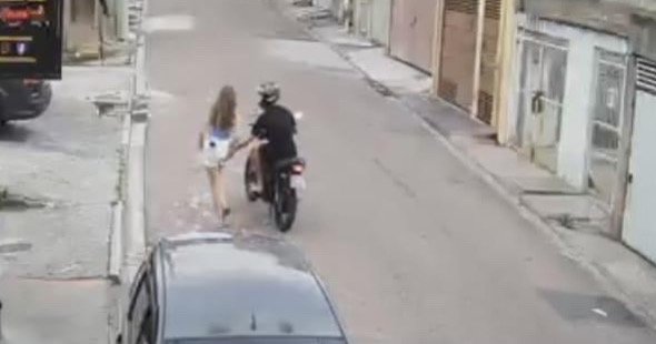 Adolescente Assediada Por Motociclista No Bairro Vila Real Pop Tv