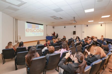 Educação apresenta ‘Escola da Gente’ para rede particular e conveniada
